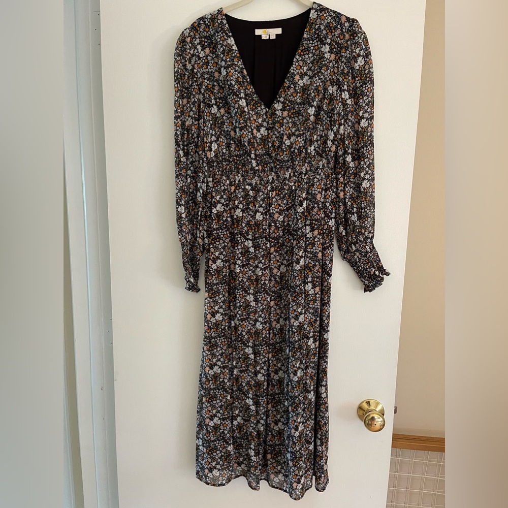 Boden Plisse New Without Tags midi floral dress V-neck